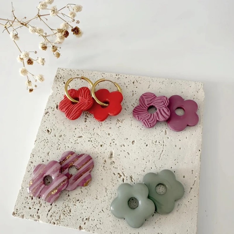 Boucles d'oreillles Elia – Fleur moderne et joyeuse faite main | Colibri & Papillon