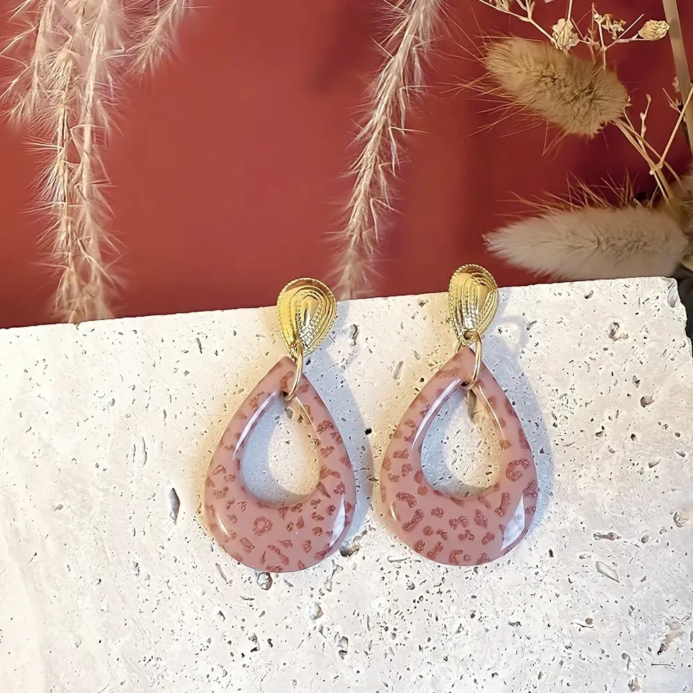Boucles d’oreilles Léona – Motif léopard chic | Colibri & Papillon