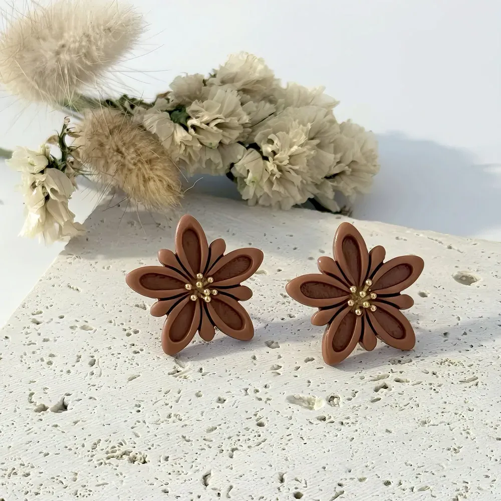 Boucles d’oreilles Lyséa – Fleur artisanale en argile polymère| Colibri & Papillon