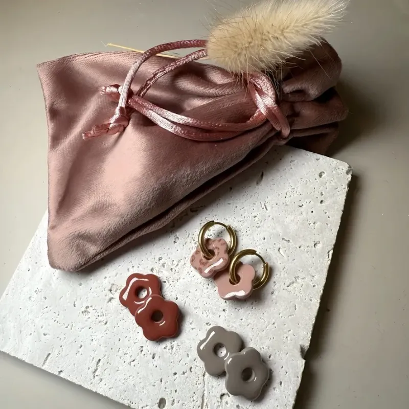 Mini Cléo BOX– Boucles d’oreilles enfant pampilles fleurs interchangeables | Colibri & Papillon