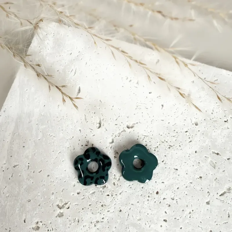 Mini Cléo – Boucles d’oreilles enfant pampilles fleurs interchangeables | Colibri & Papillon