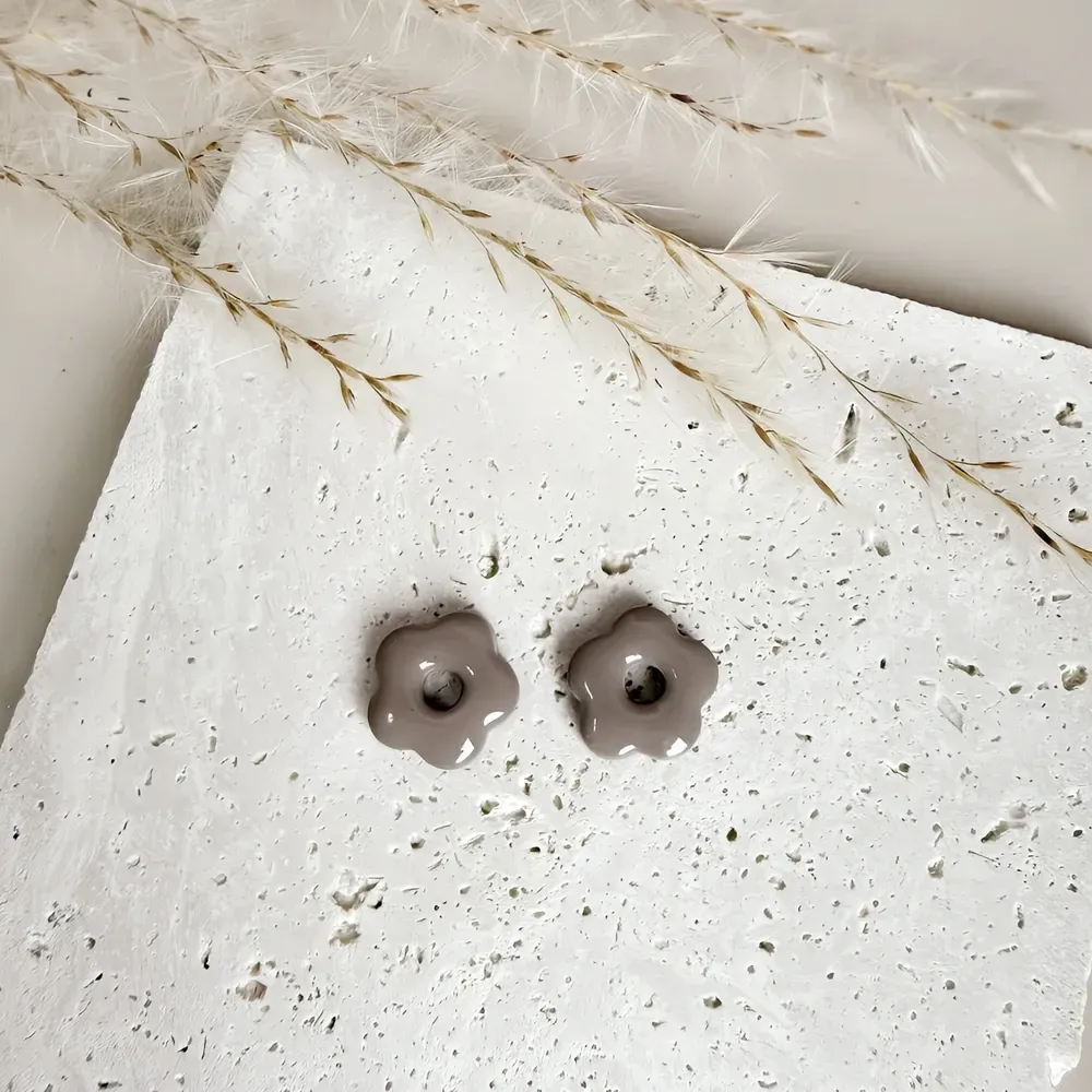 Mini Cléo – Boucles d’oreilles enfant pampilles fleurs interchangeables | Colibri & Papillon